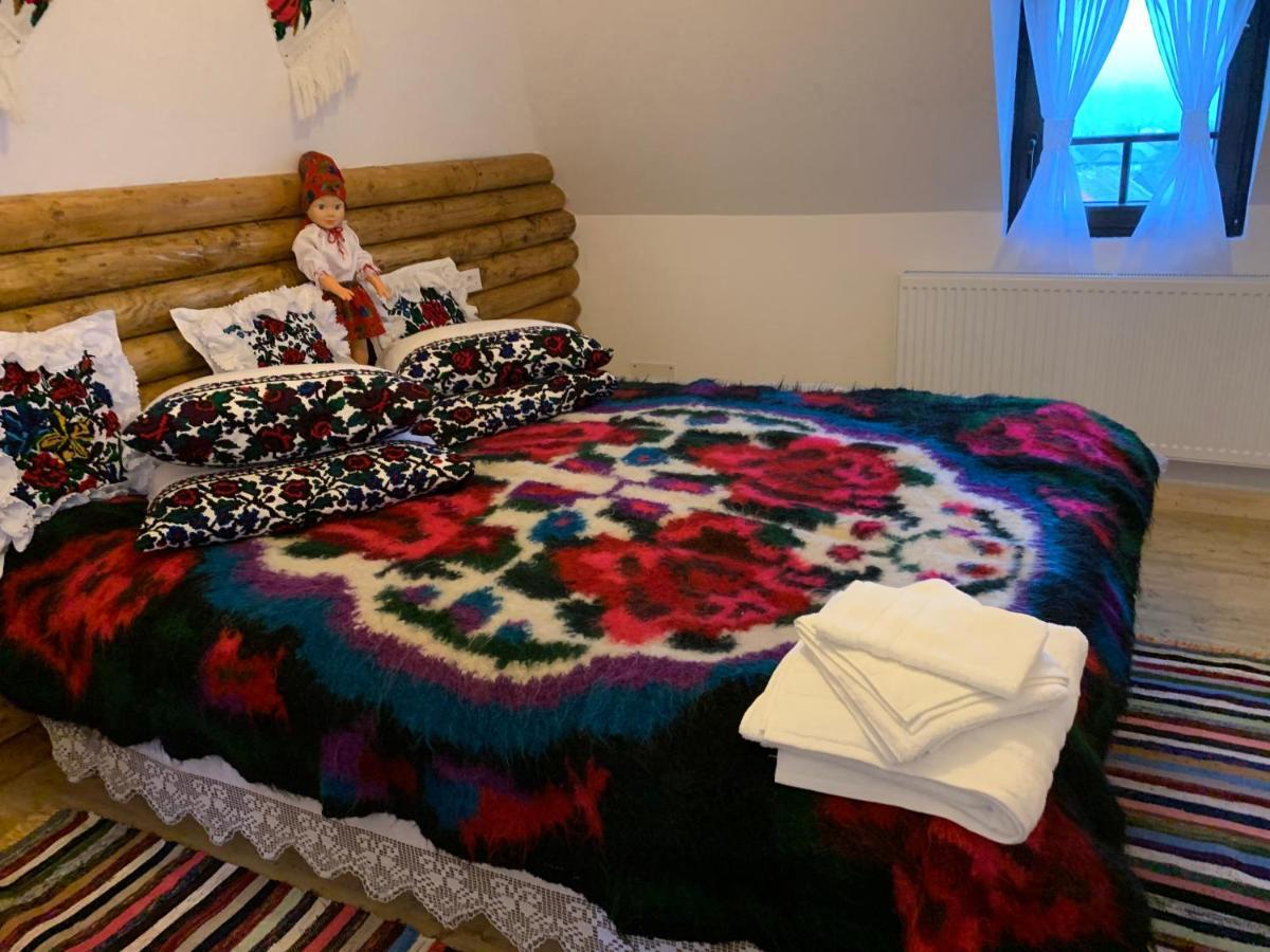 Conacul Maramuresean Bilgar Bogdan Vodă Exteriör bild